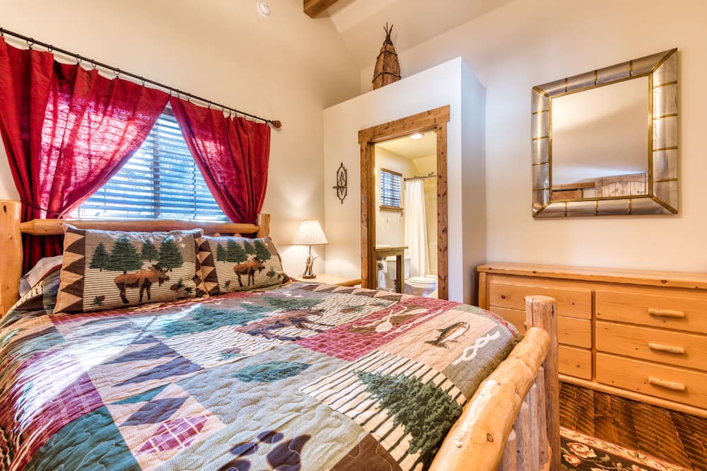 Photo of Bedroom in Conner