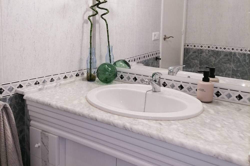 Photo of Bathroom in L'Aldea