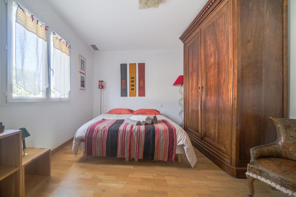 Photo of Bedroom in Villemoustaussou