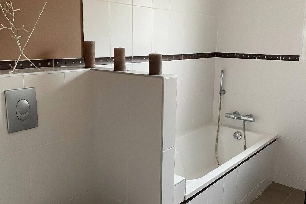 Photo of Bathroom in Villemoustaussou