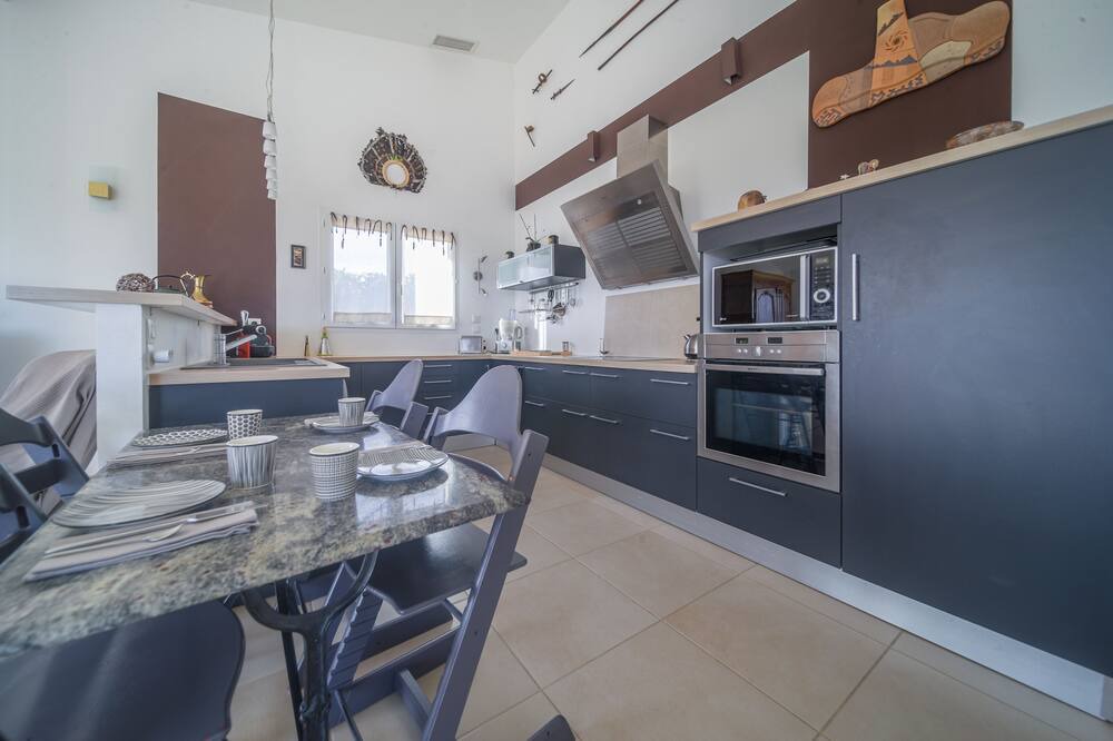 Photo of Kitchen in Villemoustaussou