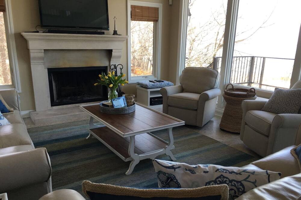 Photo of Outdoor in Shelby