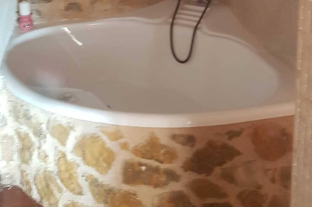 Photo of Bathroom in El Pinell de Brai