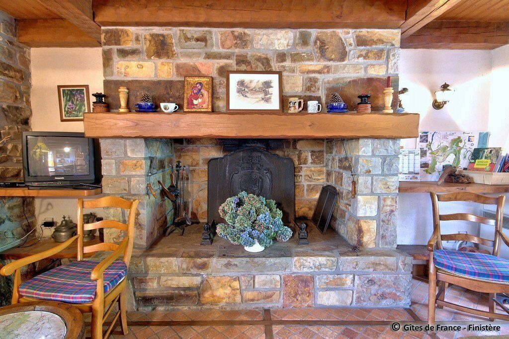 Photo of Livingroom in Dineault