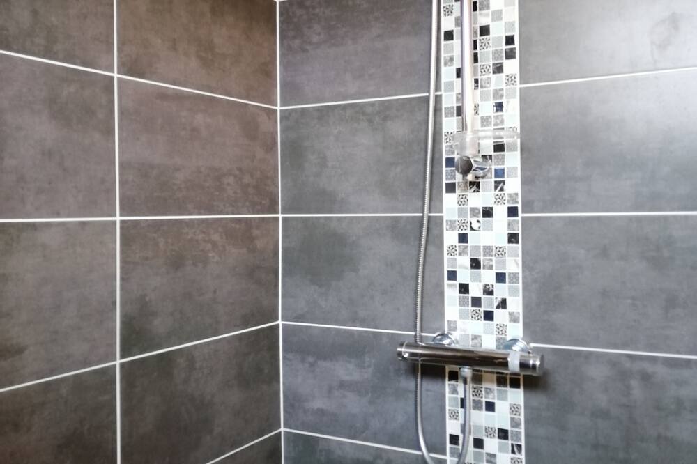 Photo of Bathroom in Montlucon