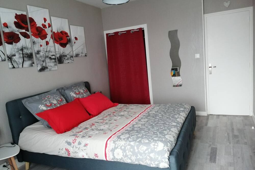 Photo of Bedroom in Montlucon