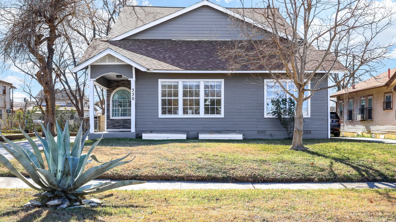 Photo of Outdoor in Highland Park