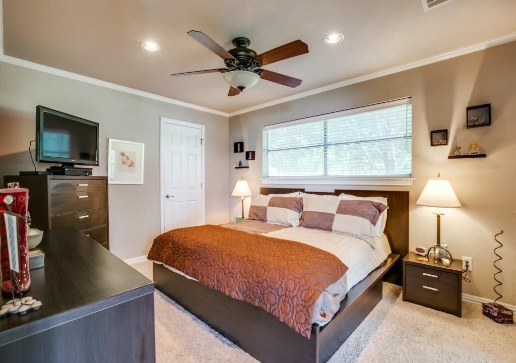 Photo of Others in Kemp