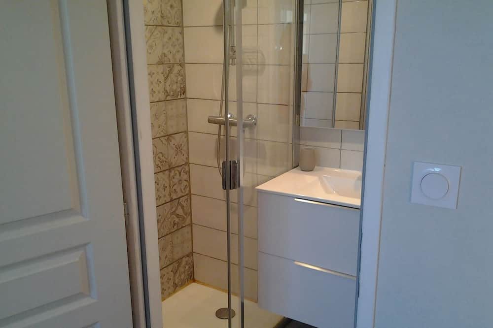 Photo of Bathroom in Livinhac-le-Haut