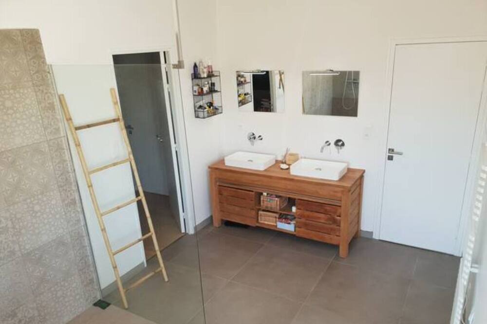 Photo of Bathroom in Perols