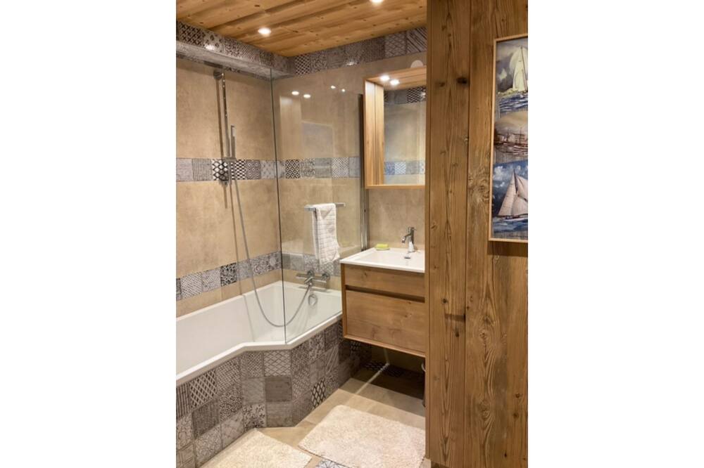 Photo of Bathroom in Mont-Saxonnex
