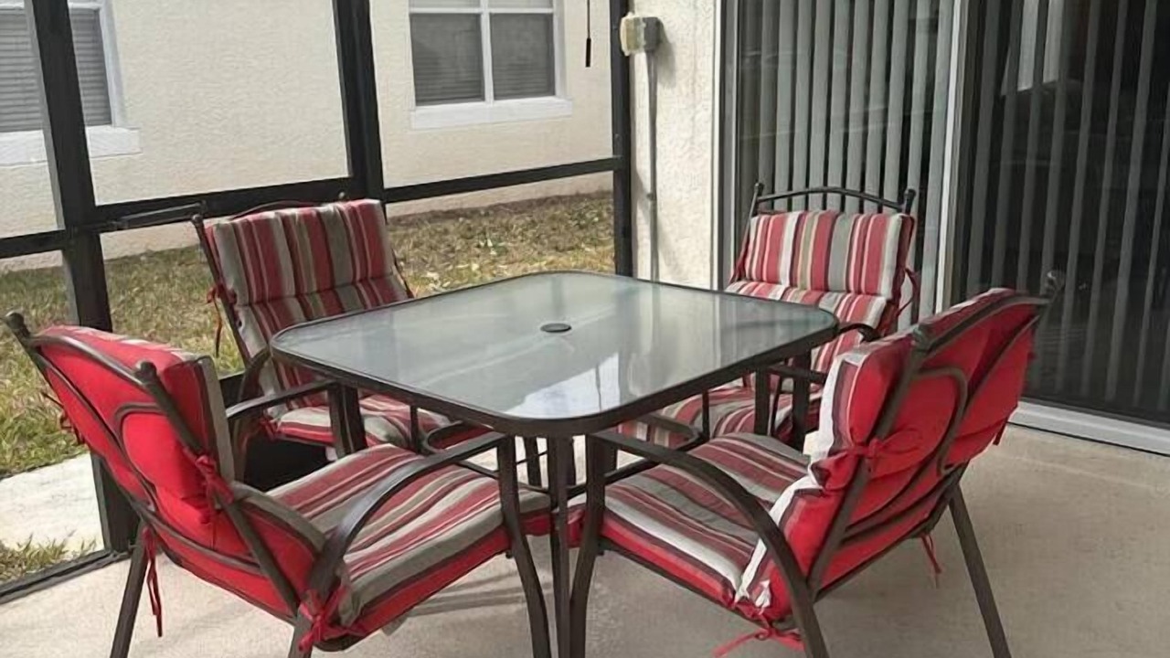 Photo of Outdoor in Trafalgar Village