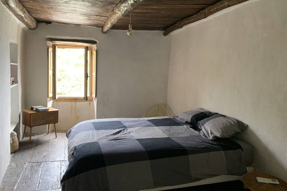 Photo of Bedroom in Pietracorbara