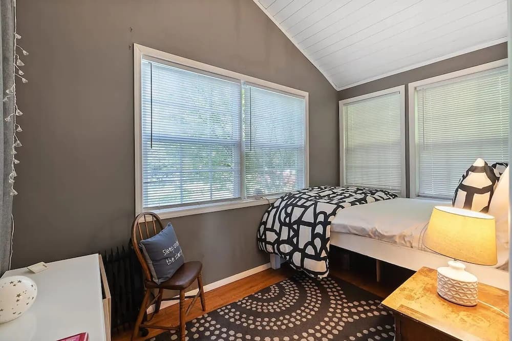 Photo of Others in Pocono Pines