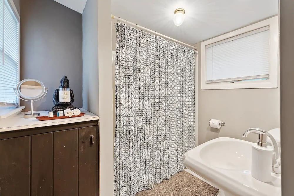 Photo of Bathroom in Pocono Pines