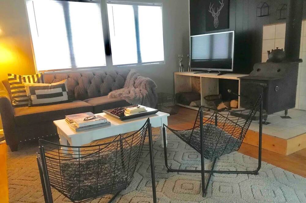 Photo of Livingroom in Pocono Pines