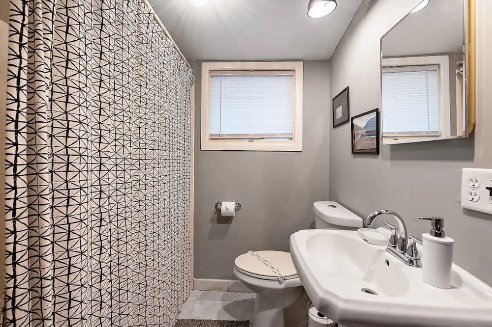 Photo of Bathroom in Pocono Pines