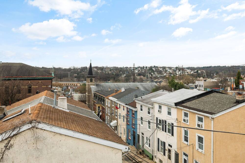 Photo of Others in Manayunk