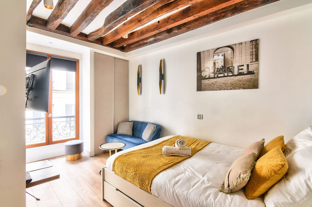 Photo of Bedroom in Arts-et-Metiers
