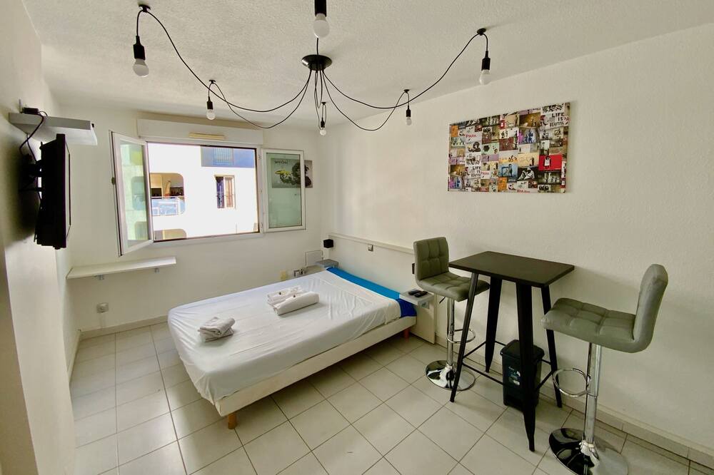 Photo of Bedroom in Lemasson