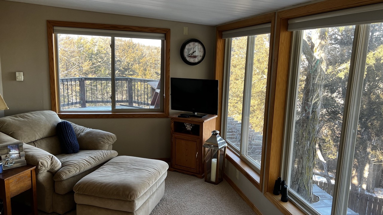 Photo of Livingroom in Crofton