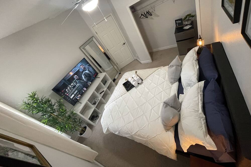 Photo of Bedroom in Casselberry