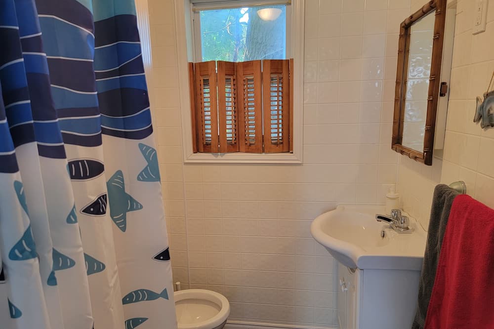 Photo of Bathroom in Greater Napanee