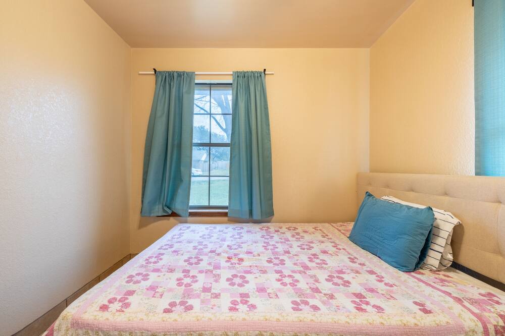 Photo of Bedroom in Round Rock
