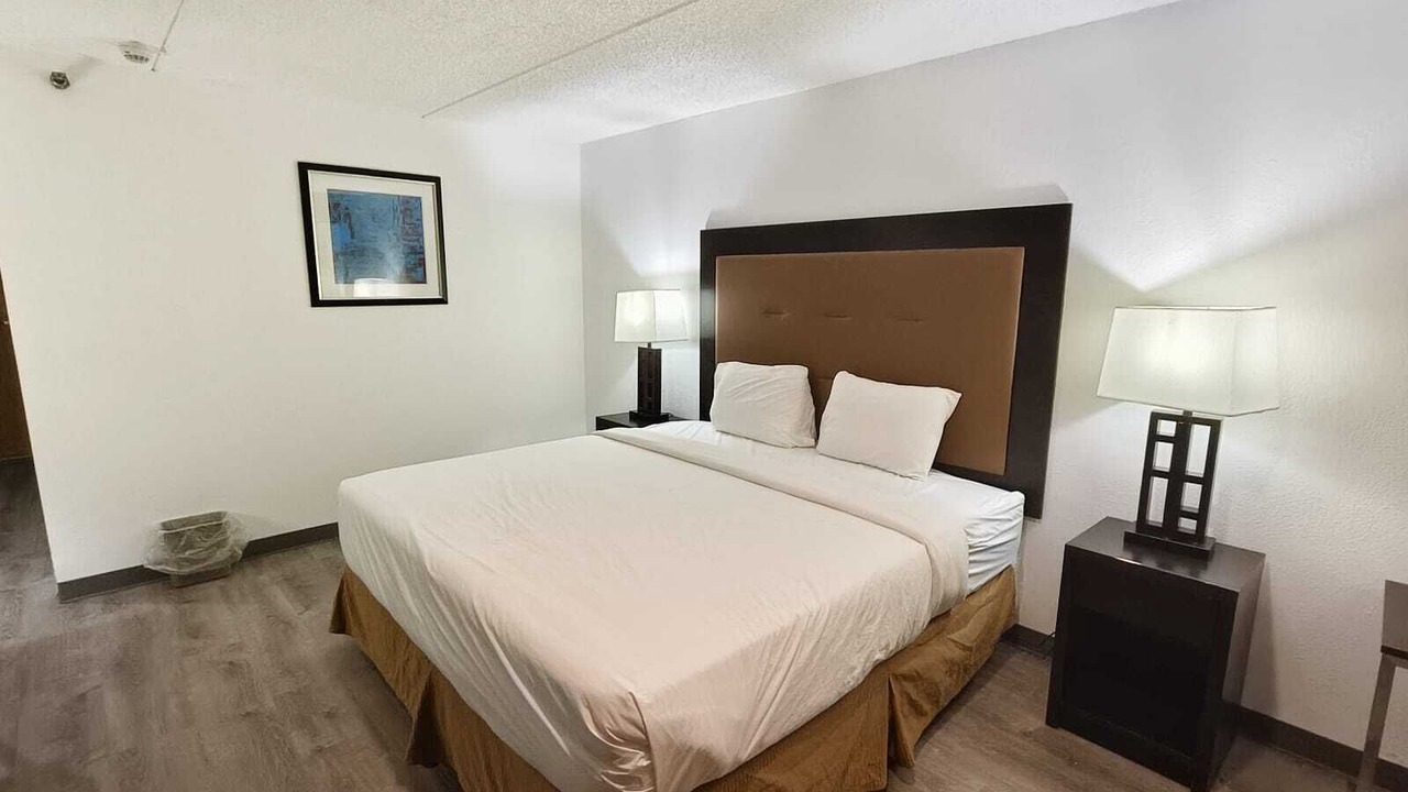 Photo of Bedroom in Calumet Park