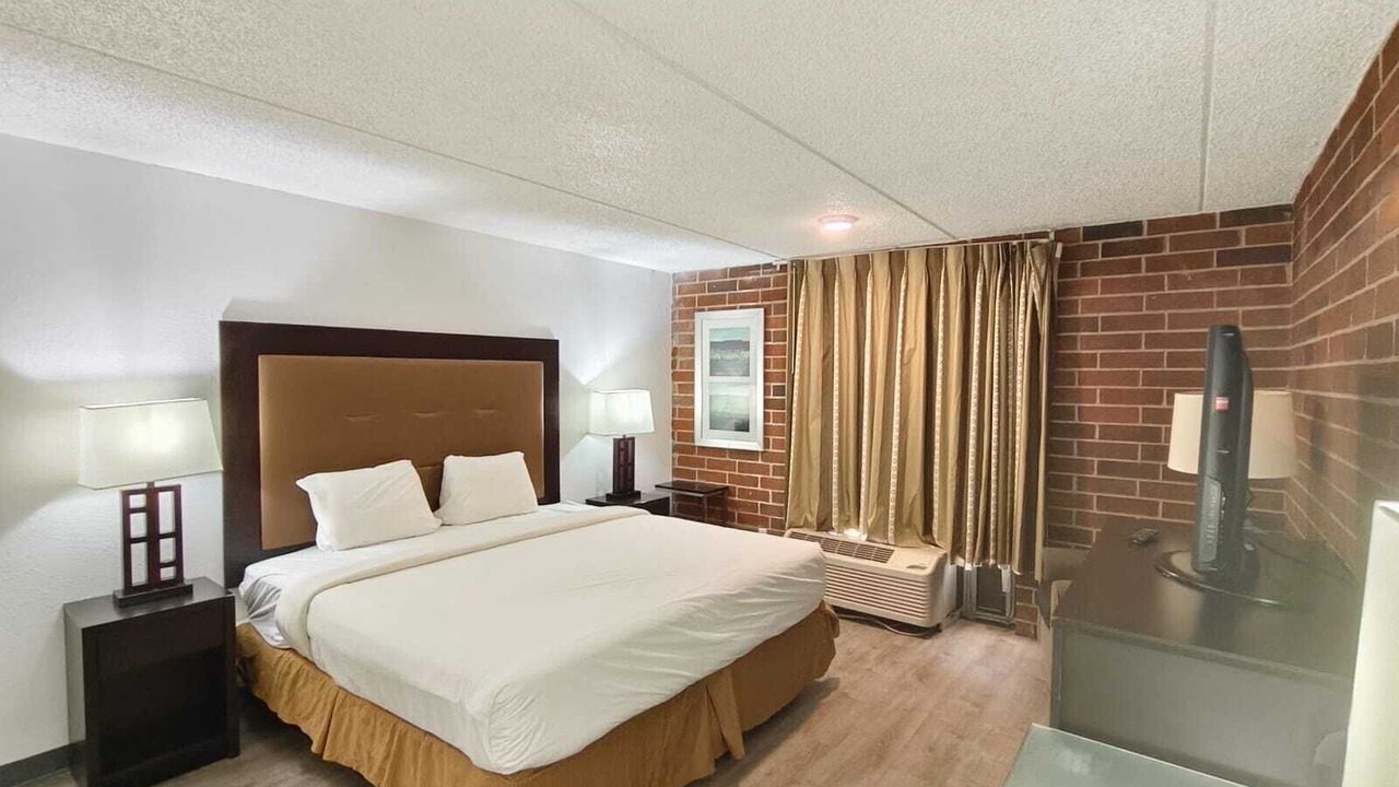 Photo of Bedroom in Calumet Park