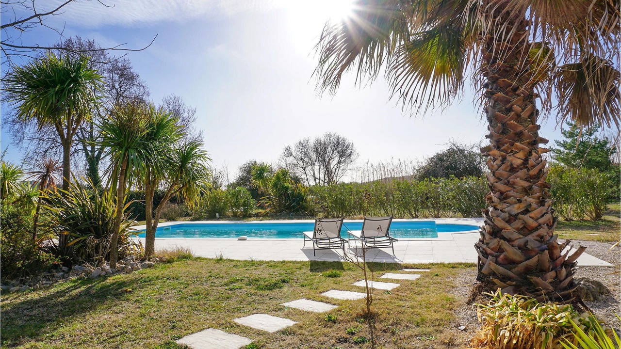 Photo of Outdoor in Saint-Genies-de-Fontedit