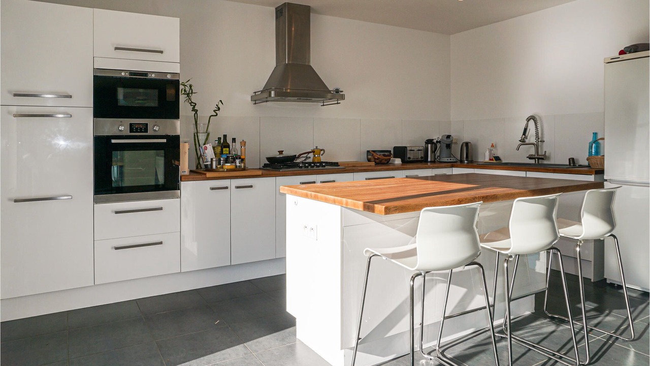 Photo of Kitchen in Saint-Genies-de-Fontedit