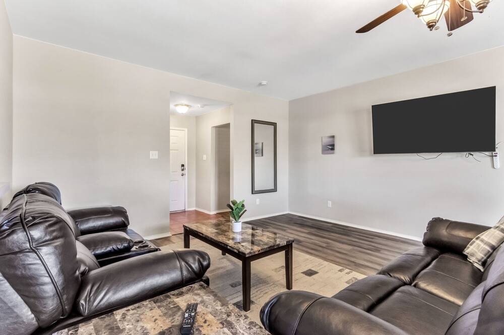 Photo of Livingroom in Royse City