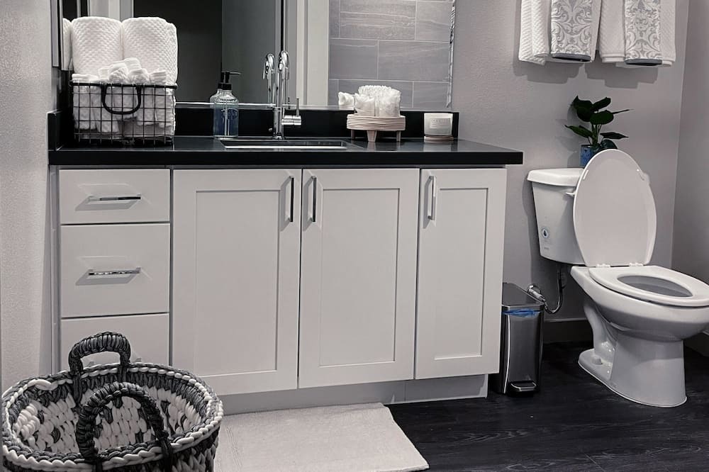 Photo of Bathroom in Summerlin