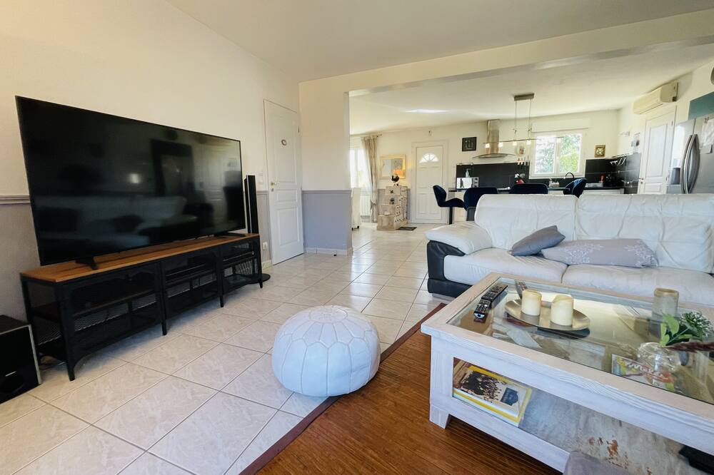 Photo of Livingroom in Blere