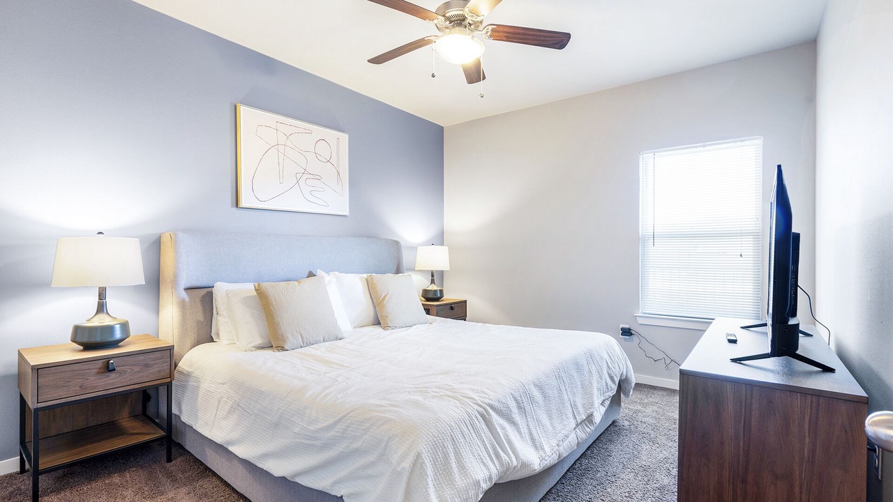 Photo of Bedroom in Brooks City Base