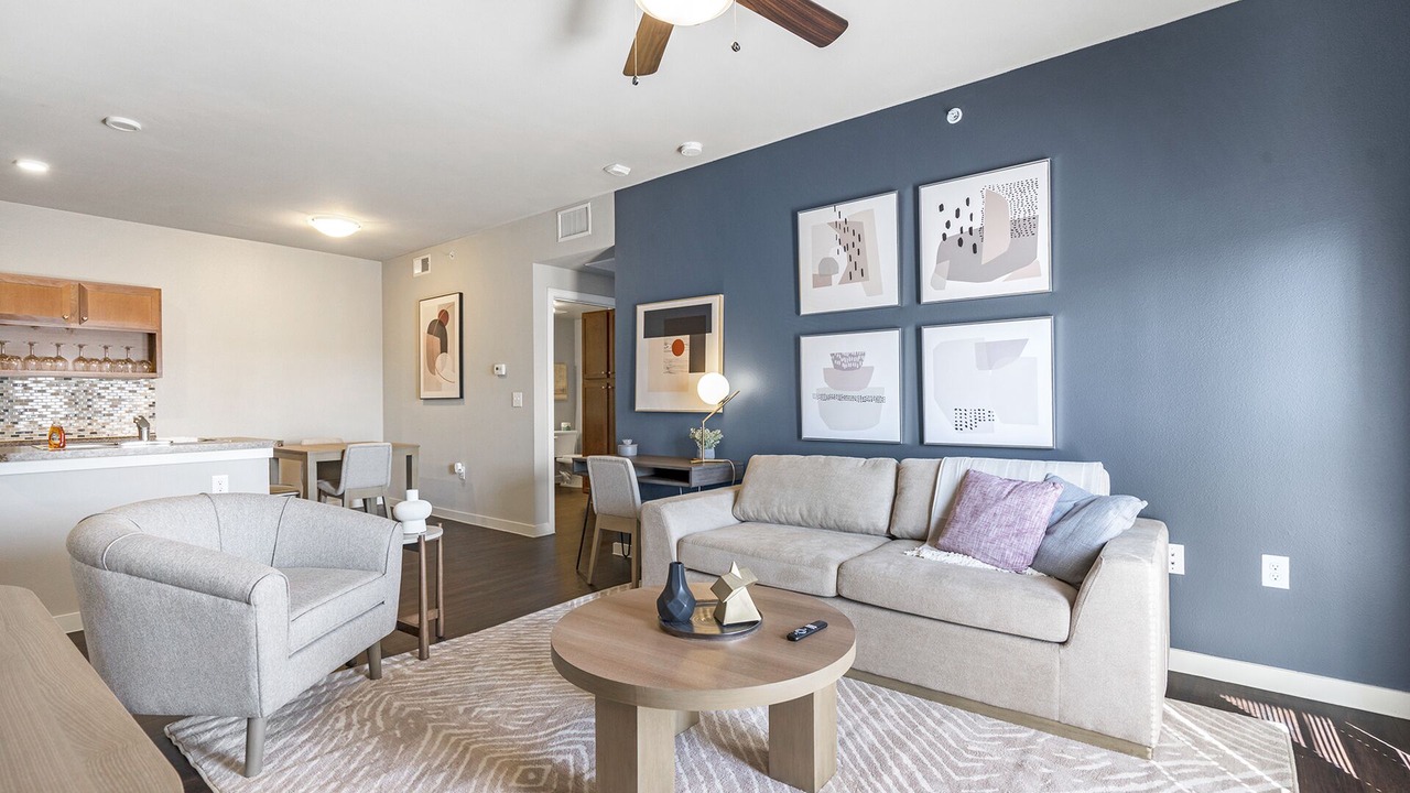 Photo of Livingroom in Brooks City Base