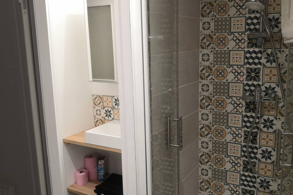 Photo of Bathroom in Laon