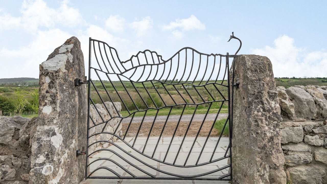 Photo of Others in Llangefni