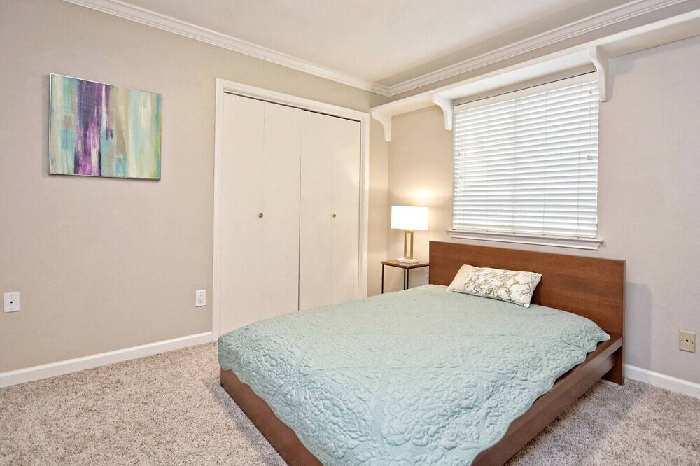 Photo of Bedroom in Milwood