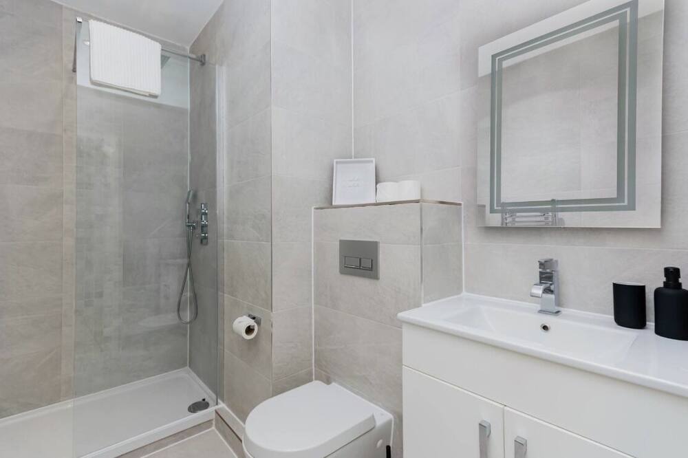 Photo of Bathroom in Aylesbury