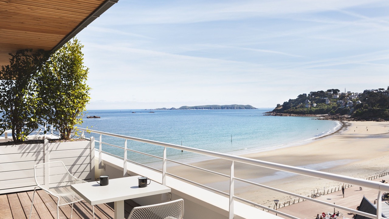 Photo of Bedroom in Perros-Guirec