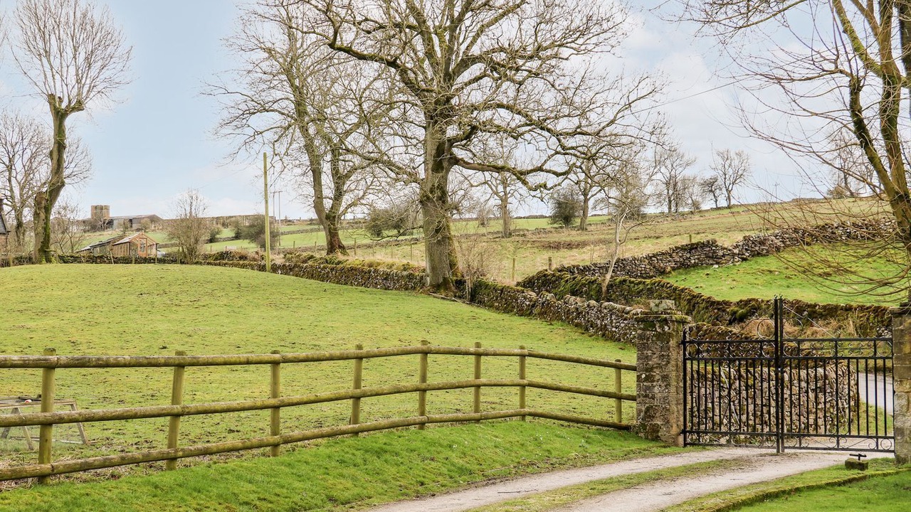 Photo of Others in Bakewell