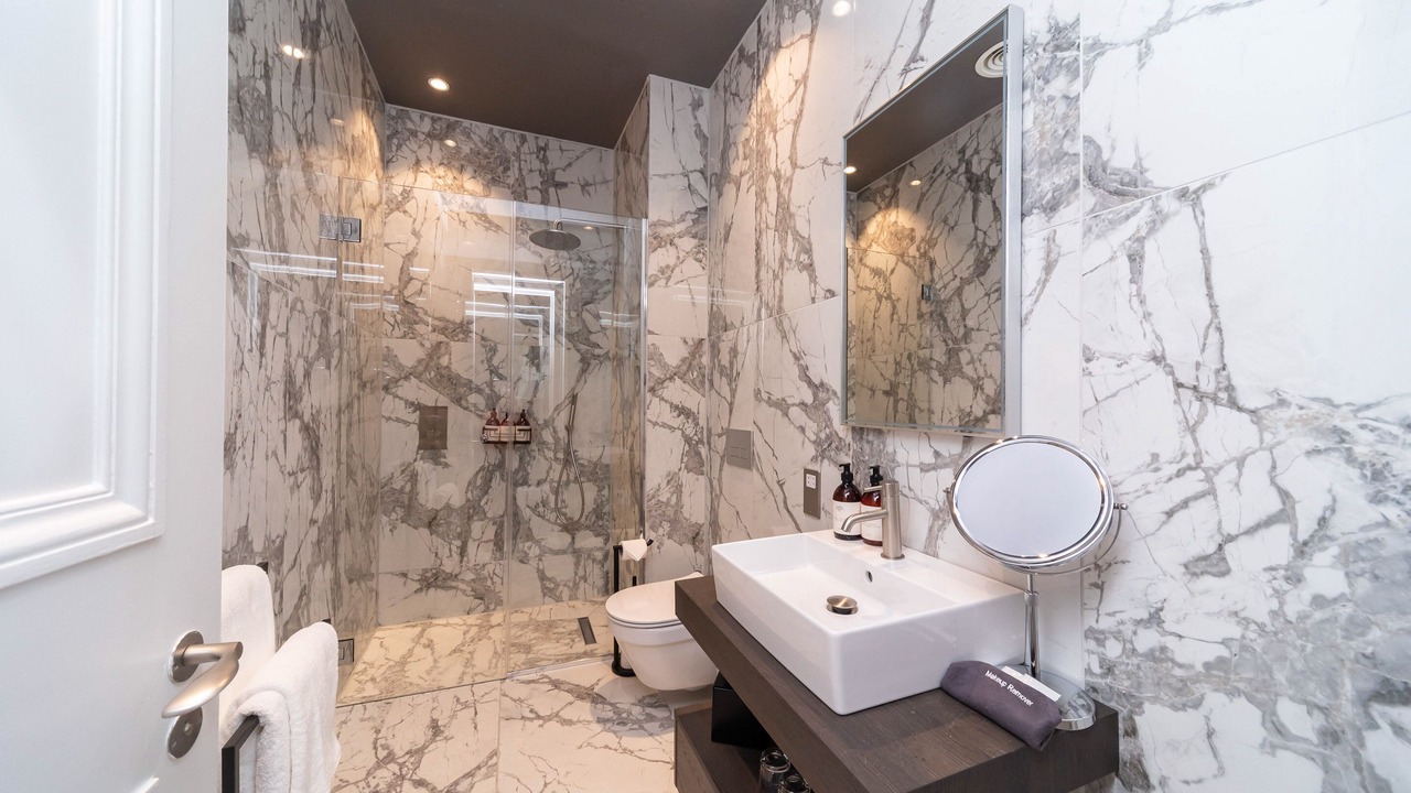 Photo of Bathroom in Newington