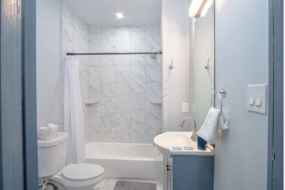 Photo of Bathroom in Highland Park