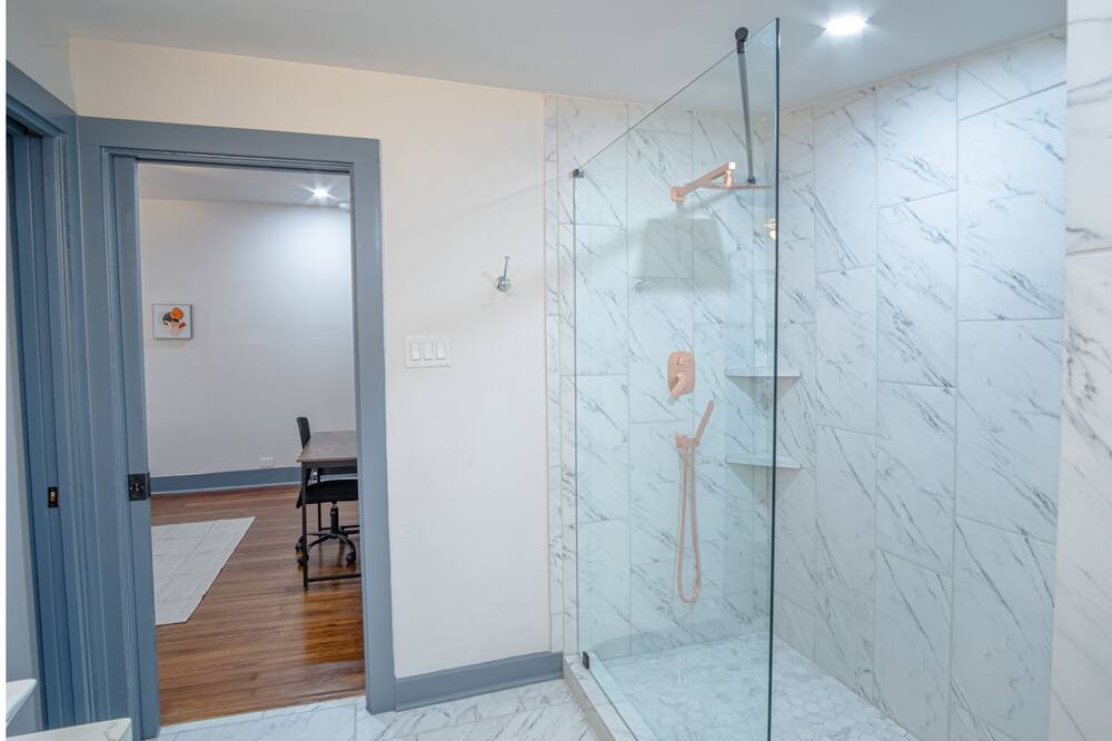 Photo of Bathroom in Highland Park