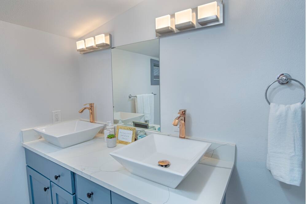 Photo of Bathroom in Highland Park