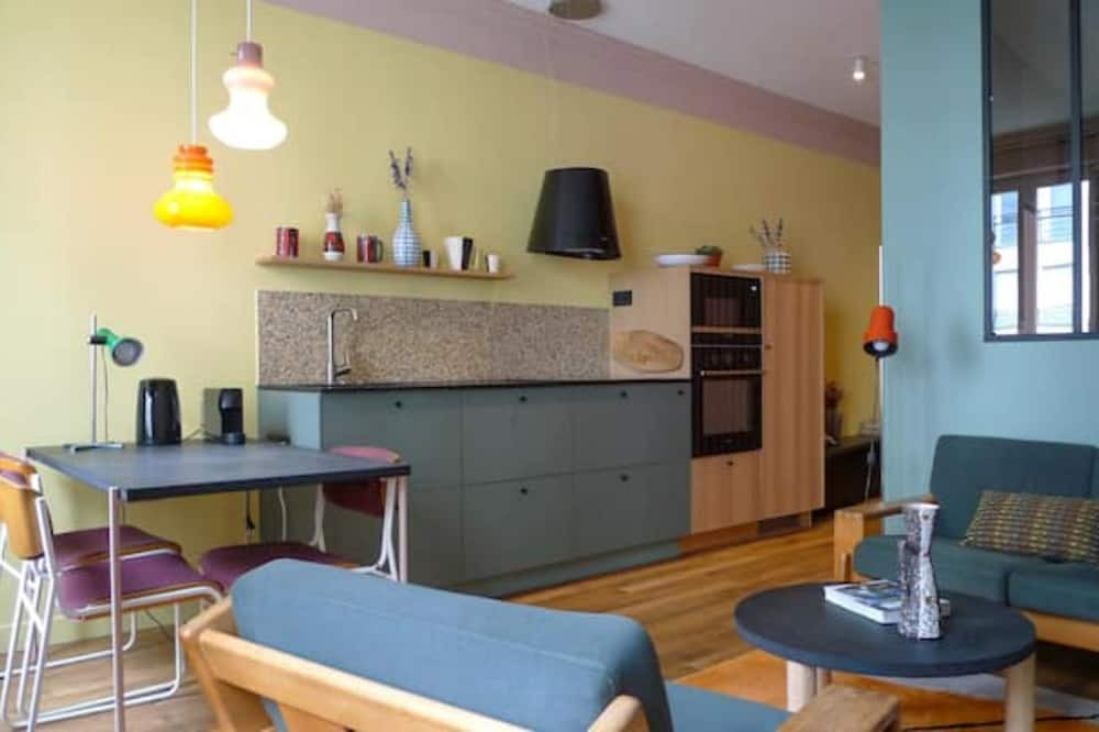 Photo of Livingroom in Yves Farge - Le Fleuve