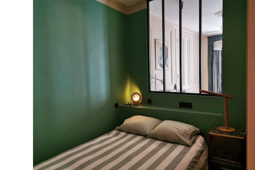 Photo of Bedroom in Yves Farge - Le Fleuve