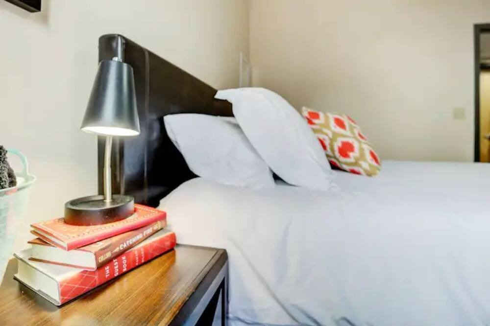 Photo of Bedroom in Midtown